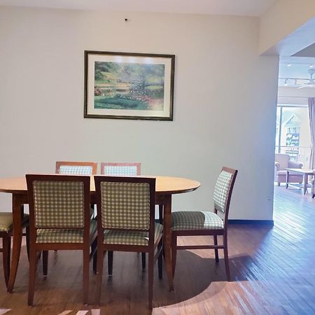 The Little Star Studio Hotel- Star Regency Бринчанг Екстериор снимка