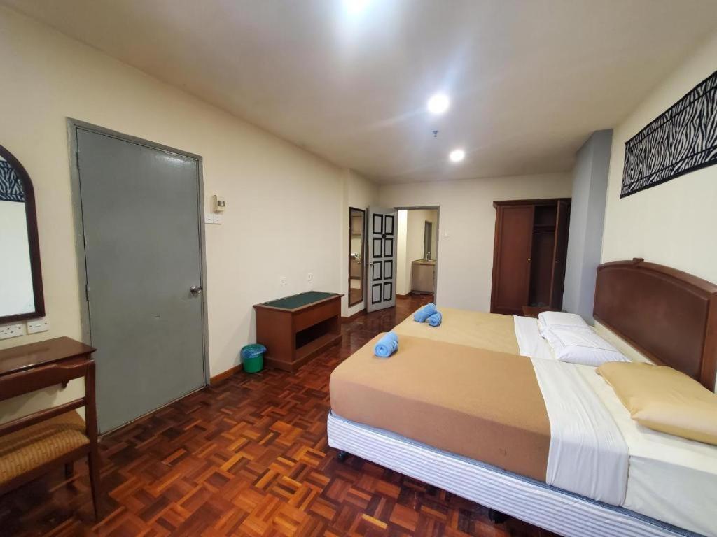 The Little Star Studio Hotel- Star Regency Бринчанг Екстериор снимка